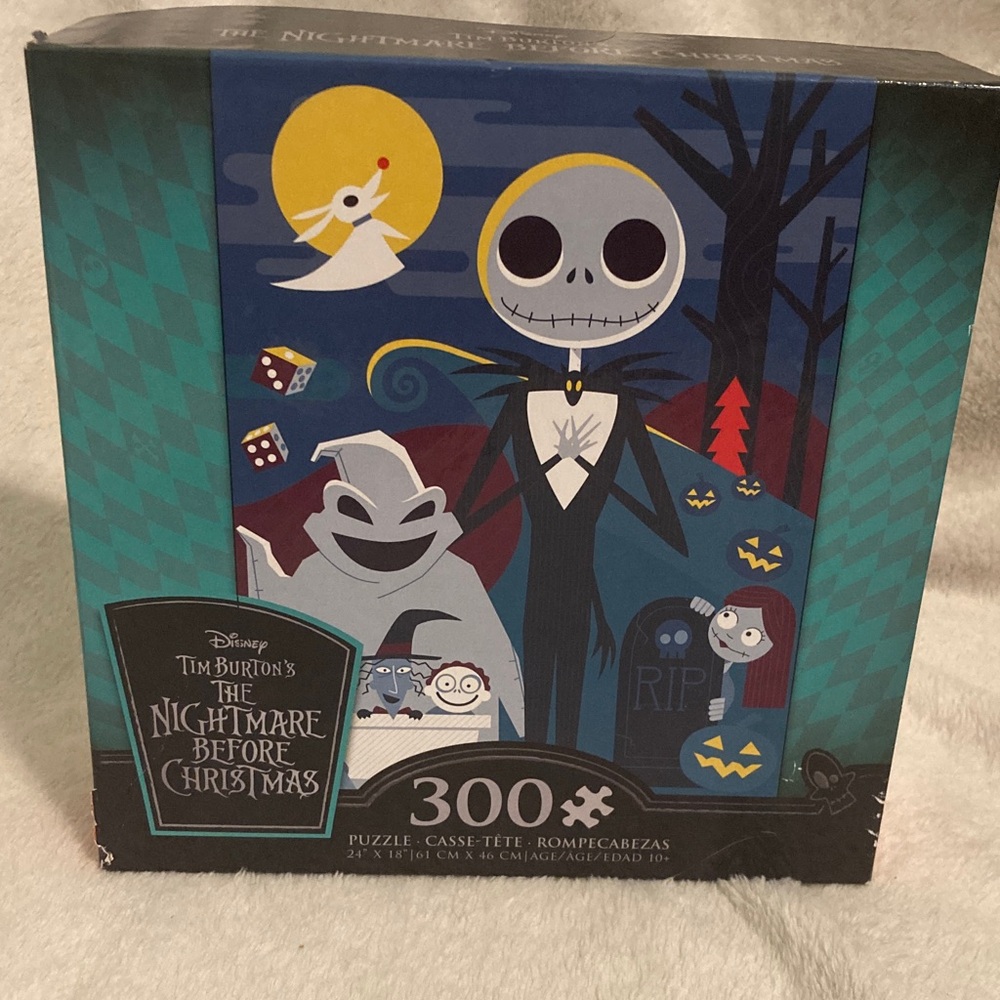 Disney Tim Burton's The Nightmare Before Christmas Puzzle - Black, Blue, White